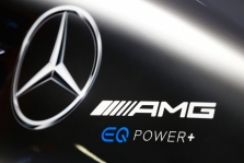 „Mercedes“ inžinieriams pavyko kompensuoti prispaudžiamąją jėgą
