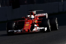 Ar gali „Ferrari“ likti kovoje dėl konstruktorių taurės? (VIDEO)