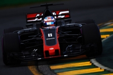 „Haas“ nemato prasmės uždrausti „T“ formos sparnus