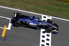 „Sauber“ pakvietė F-2 lenktynininką bandomiesiems važiavimams
