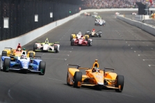 <span style="background:#3f3f3f; color:white; padding: 0 2px">IndyCar</span> „McLaren“ nenustebino dar vienas „Honda“ variklio gedimas
