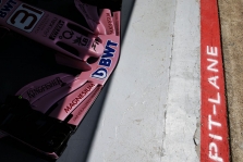 „Force India“ nesvarsto siūlymų parduoti ekipą