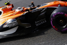 „McLaren“ pavirtino perėjimą prie „Renault“ jėgainių