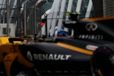 „Renault“ neplanuoja pratęsti kontrakto su „Red Bull“