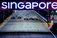 Starto rikiuotės merginos sugrįš Singapūro GP