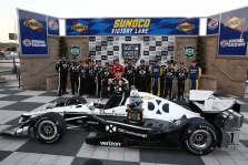 <span style="background:#3f3f3f; color:white; padding: 0 2px">IndyCar</span> S. Pagenaud nugalėjo Sonomoje, J. Newgardenas tapo čempionu