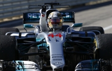 F. Massa: „Mercedes“ prioritetu bus L. Hamiltonas