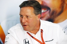 Z. Brownas: tikiuosi, kad F. Alonso užbaigs karjerą su „McLaren“