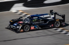 Daytonoje greičiausias R. van der Zande. L. Strollas - 6-as, F. Alonso - 13-as