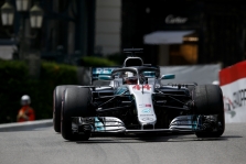 „Mercedes“ Kanadoje nenaudos patobulintos jėgainės