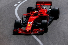 S. Vettelis: Ricciardo viskam turėjo atsakymą