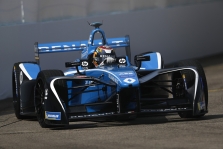<span style="background:#009696; color:white; padding: 0 2px">FE</span> Paskutines sezono lenktynes iš „pole“ pozicijos pradės S. Buemi