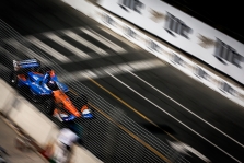 <span style="background:#3f3f3f; color:white; padding: 0 2px">IndyCar</span> Lenktynės Toronte baigėsi S. Dixono pergale