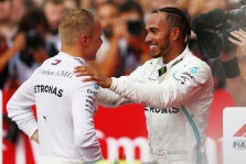 Valtteri Bottas nesiruošia padėti Hamiltonu
