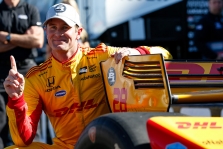 <span style="background:#3f3f3f; color:white; padding: 0 2px">IndyCar</span> Paskutinėje sezono kvalifikacijoje „pole“ iškovojo R. Hunteris-Reay‘us