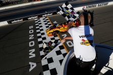 <span style="background:#3f3f3f; color:white; padding: 0 2px">IndyCar</span> R. Hunteris-Reay’us dominavo Sonomoje, S. Dixonas tapo čempionu