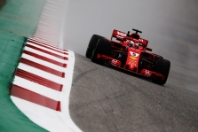 „Ferrari“ atsisakė naujienų ir... sugebėjo pasitempti
