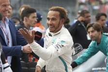 T. Jardine'as: L. Hamiltonas gali persikelti į „Ferrari“