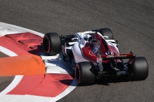 S. Perezas ir C. Sainzas: šiemet „Sauber“ privers sunerimti ne vieną