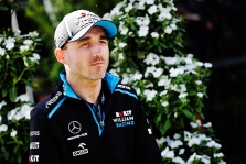 R. Kubica nesigaili grįžęs į F-1