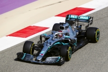 L. Hamiltonas: „Ferrari“ pilotai yra labai greiti tiesiosiose