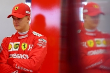 Metų gale išsiskirs „Ferrari“ ir M. Schumacherio keliai