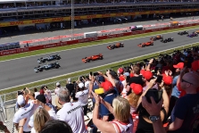 G. Russellas norėtų, kad F-1 būtų tokia pat įdomi kaip ir „MotoGP“