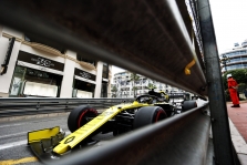 „Renault“ turėjo rimtų konstrukcinių problemų su varikliu