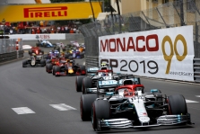 „Mercedes“ lieka „Formulėje-1“ mažiausiai iki 2025 metų
