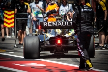 M. Budkowski: „Renault“ neturi resursų pasivyti „Mercedes“