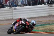 MotoE. Pirmą kartą surengtoje „MotoE“ kvalifikacijoje „pole“ iškovojo N. Tuuli