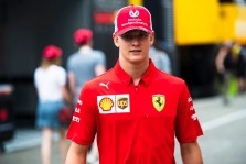 „Ferrari“ patvirtino - M. Schumacheris palieka lenktynininkų akademiją