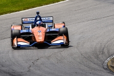 <span style="background:#3f3f3f; color:white; padding: 0 2px">IndyCar</span> Mid-Ohajaus trasos paskutiniuose metruose pergalę iškovojo S. Dixonas