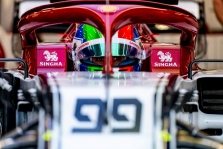 A. Giovinazzi tikisi išlaikyti savo vietą „Alfa Romeo“ komandoje