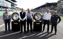 „Pirelli“ Monzoje pristatė 18 colių ratus