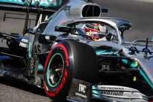 „Mercedes“ paaiškino L. Hamiltono strategiją Suzukoje