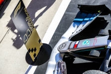 R. Brawnas: jokių ženklų, kad „Mercedes“ paliks F-1