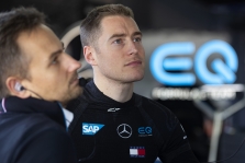 „Mercedes“ dalinsis pilotais bandytojais su „McLaren“
