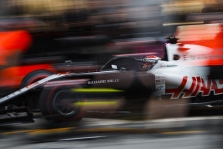 „Haas“ pilotai patys pasiūlė sumažinti jiems algas