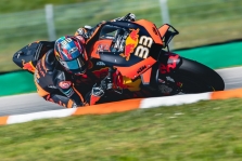 <span style="background:#d5002c; color:white; padding: 0 2px">MotoGP</span> Čekijoje - čempionato naujoko B. Binderio pergalė