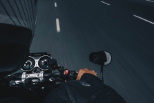 B kategoriją turintiems asmenims Lietuvoje norima leisti vairuoti ir galingesnius motociklus