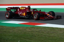 „Ferrari“ po pristatymo gali pakoreguoti bolido išdažymą