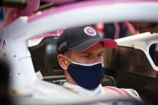 <span style="background:#3f3f3f; color:white; padding: 0 2px">IndyCar</span> N. Hulkenbergas išbandys „McLaren“ bolidą