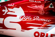 „Alfa Romeo“ neskuba apsispręsti dėl ateities F-1