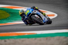<span style="background:#d5002c; color:white; padding: 0 2px">MotoGP</span> Valensijoje pirmoji J. Miro pergalė ir „Suzuki“ dublis