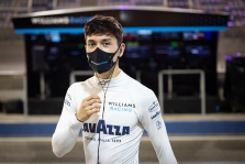 J. Aitkenas Abu Dabyje išbandys „Williams“ bolidą