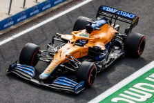 D. Ricciardo lenktynes Turkijoje pradės iš rikiuotės galo