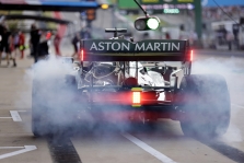 „Aston Martin“ gali pereiti prie „Honda“ motorų nuo 2026 metų