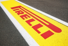 „Pirelli“ nesutinka su lietaus padangų kritika