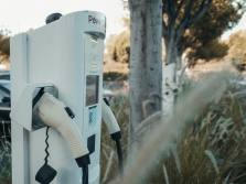 Konkurencijos tarybos akiratyje atsidūrė elektromobilių įkrovimo sektorius